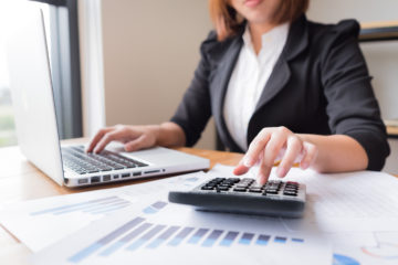 What is cost of hiring an accountant in London?